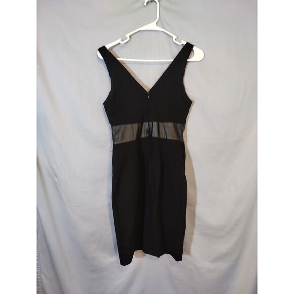 Lette Black Bodycon Dress - Picture 3 of 9